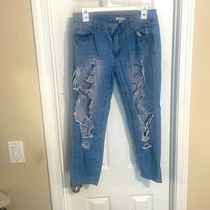 Boyfriend ripped jeans